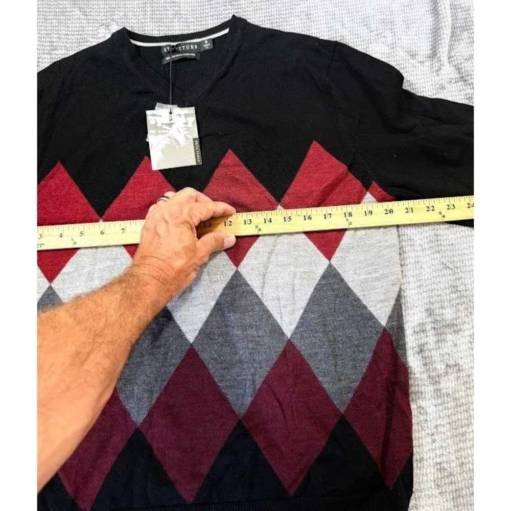 Structure Mens Argyle V-Neck Sweater Black Red Grey Italian‎ Merino Wool M Y2K